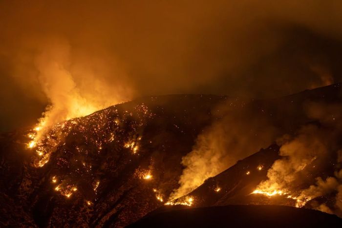 Multan Api Cal 11 Titik Api Baru Ditemukan di California