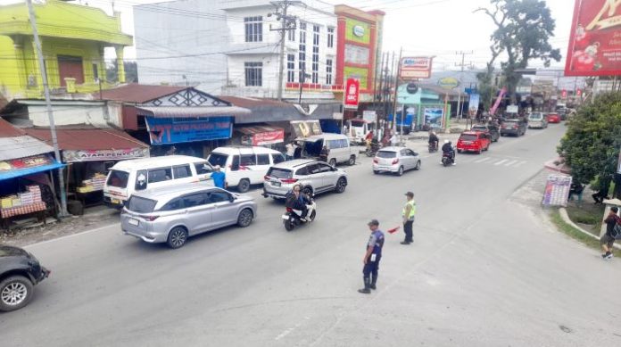 Malam Tahun Baru, Lalu Lintas di Simpang BBC Batang Hari Lancar