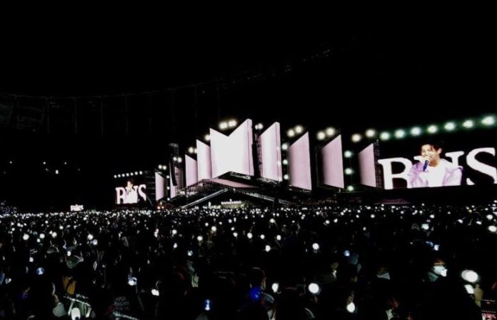 Jin BTS Umumkan Debut Solo dalam Konser Gratis