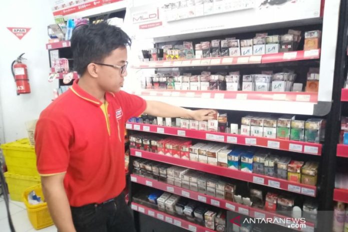 Pengusaha dan Petani Minta Presiden Hapus Radius Jualan Rokok ke Sekolah