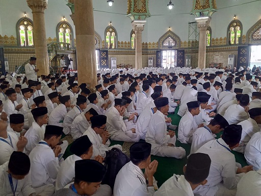 Azhar Mistr Ratusan Siswa Al-Azhar Medan Ikuti Khataman Al-Qur’an