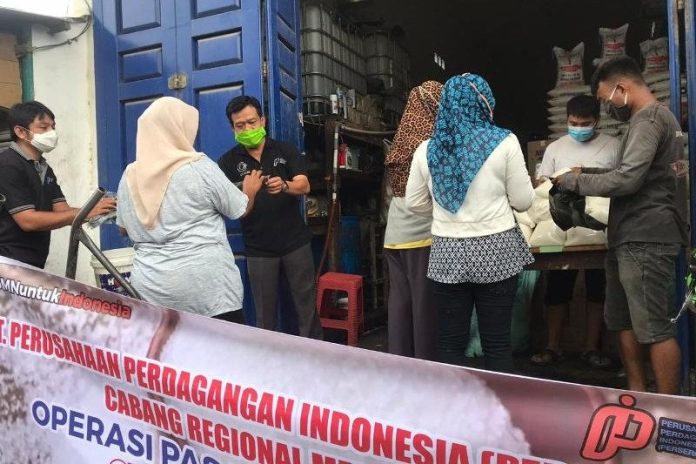 Tekan Harga Gula Pasir, PT PPI Gelar Operasi Pasar Di Medan