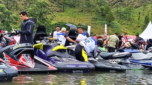 Persiapan peserta Aquabike